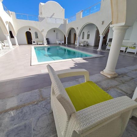 Musk De Djerba Suite Aziz Avec Piscine Temlale Exterior foto